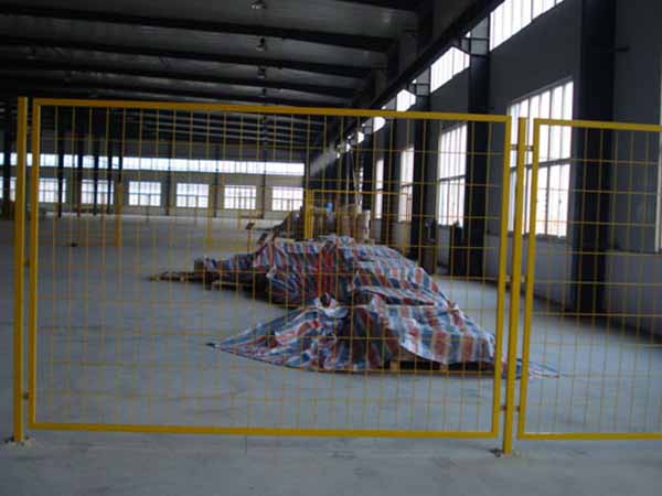 車間隔斷護欄 - 安平縣全昊金屬絲網(wǎng)制品有限公司圖片2