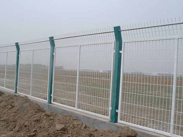 框架護(hù)欄網(wǎng)