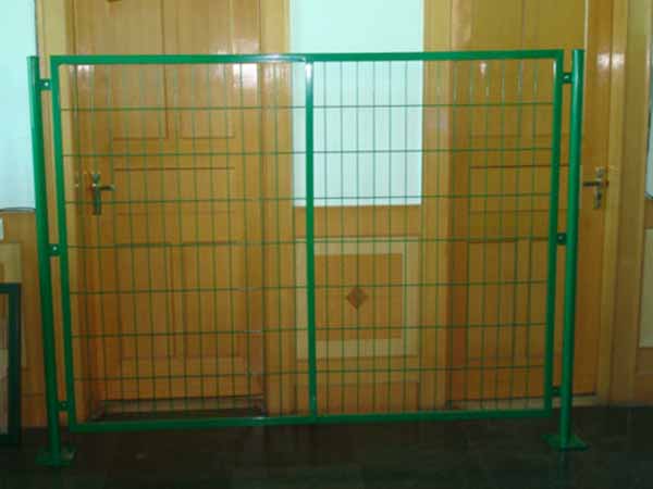 框架護(hù)欄網(wǎng) - 安平縣全昊金屬絲網(wǎng)制品有限公司圖片3